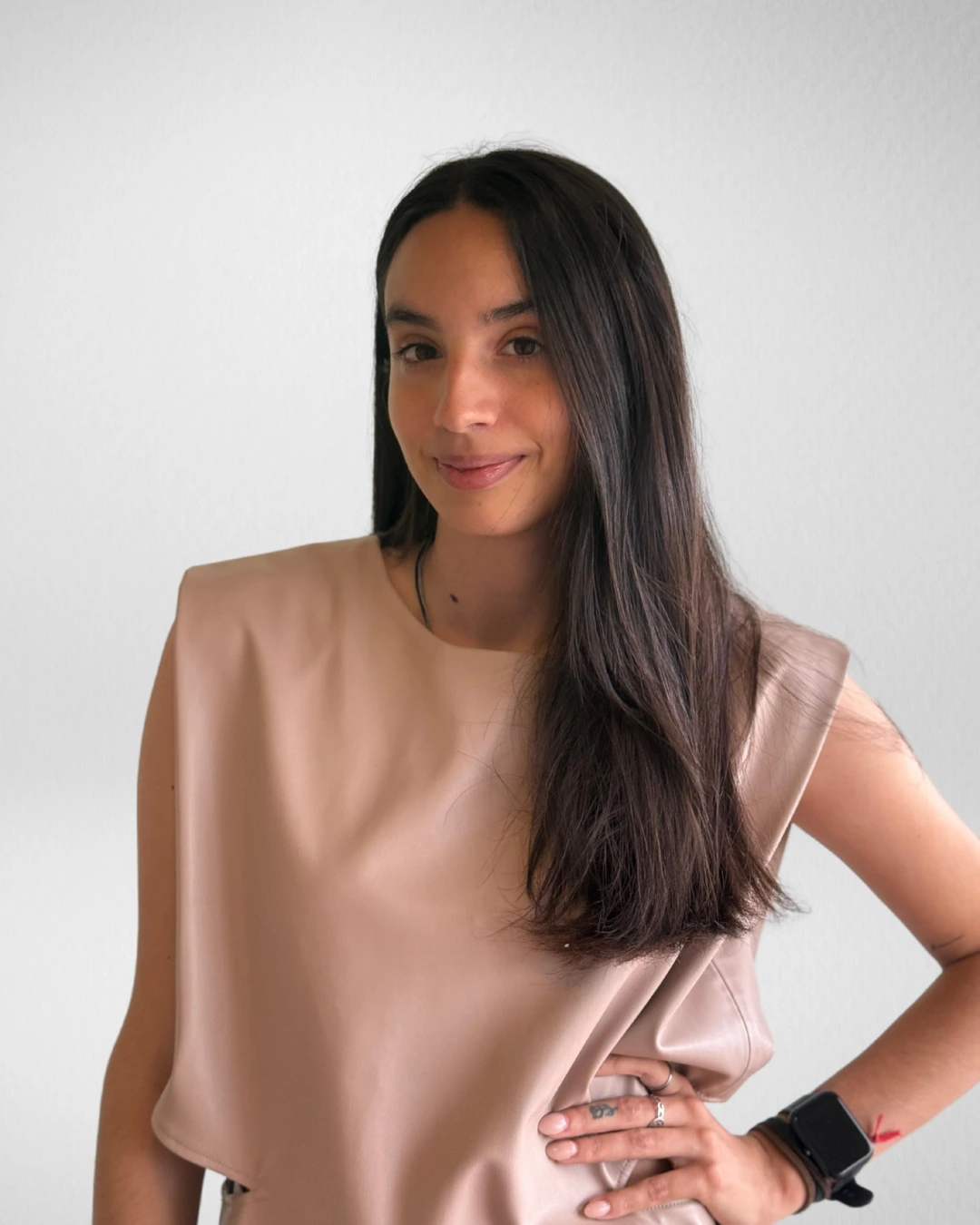 Abril Romano, especialista en community management y redes sociales