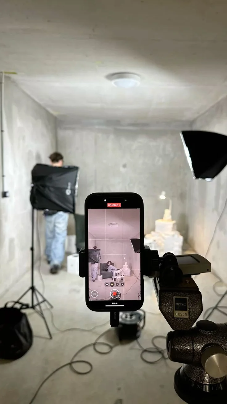 Tendencias digitales 2026: videos cortos, estética visual limpia, formatos virales para redes sociales, diseño gráfico y publicidad auténtica que marca el presente del marketing